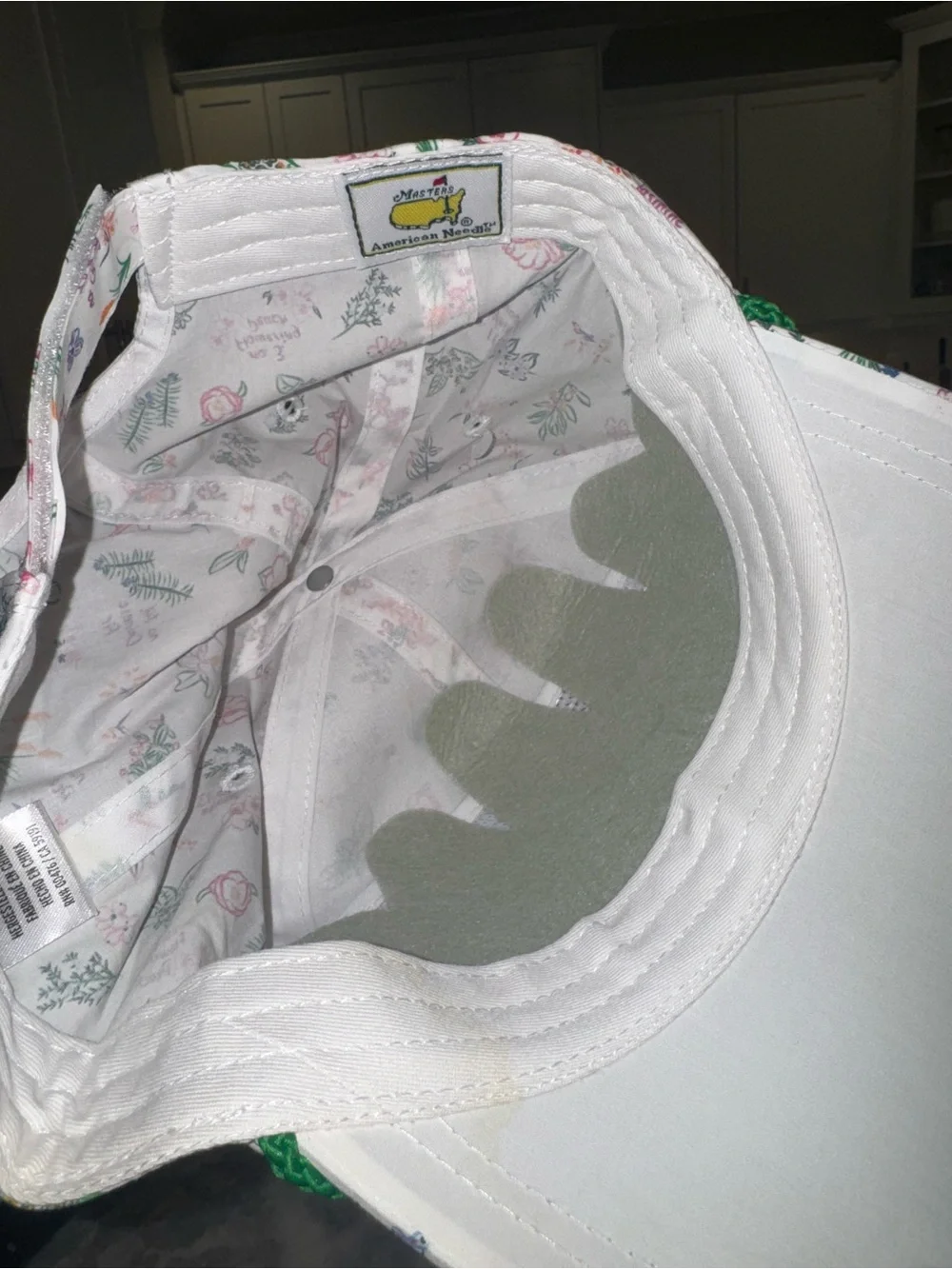 Masters 2026 Ladies Floral Pink & Green hat - Picture 4 of 9